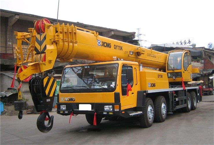 平泉市吊车出租选择重点